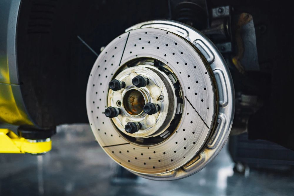 When Is It Time for a Brake System Repair, and What Are the Warning Signs?